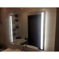 Зеркало с подсветкой по бокам для ванной комнаты Мессина на батарейках (аккумуляторе)